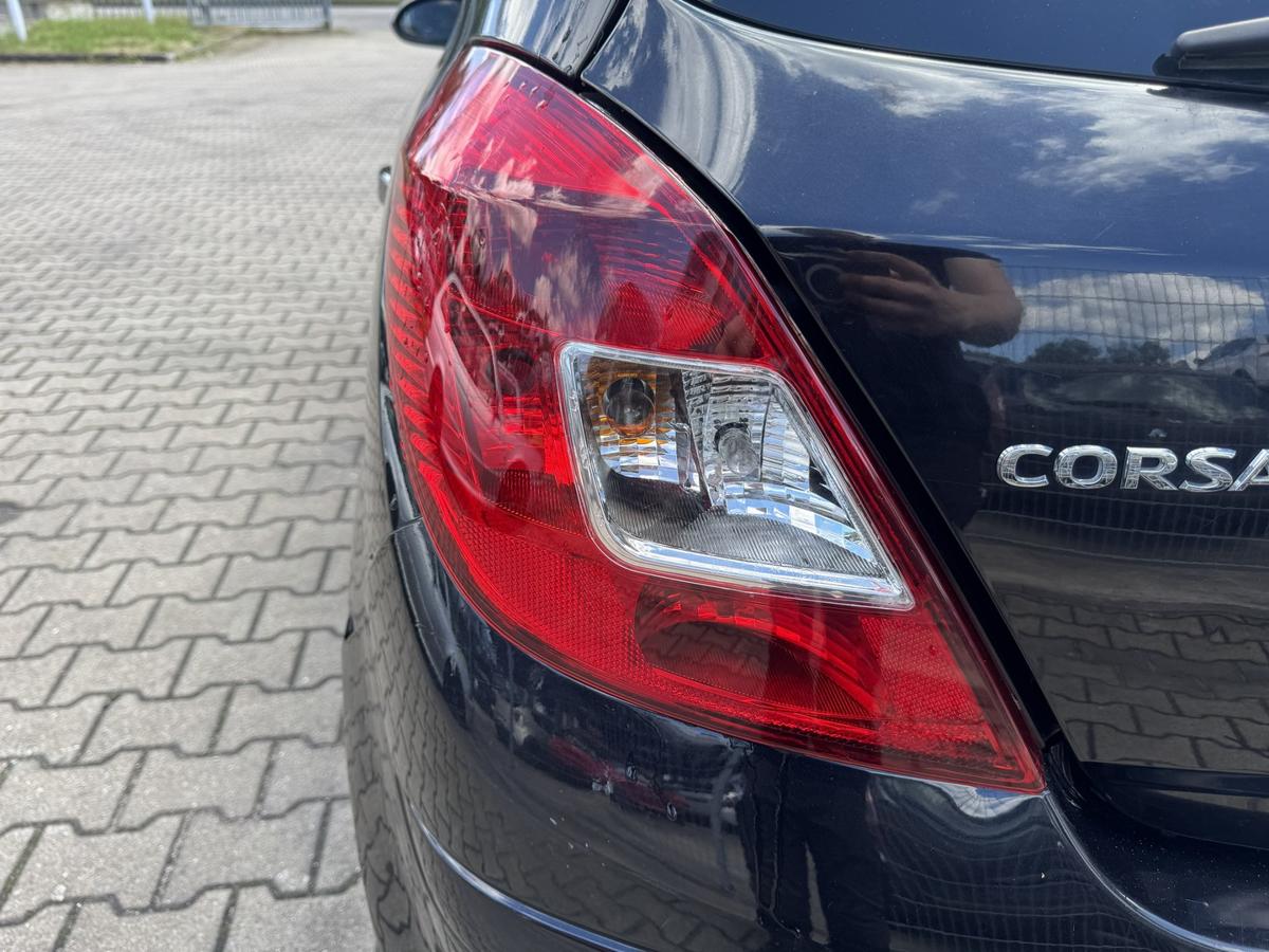 Opel Corsa D original R&uuml;cklicht R&uuml;ckleuchte Schlussleuchte links 5-T&uuml;rer Bj.2008